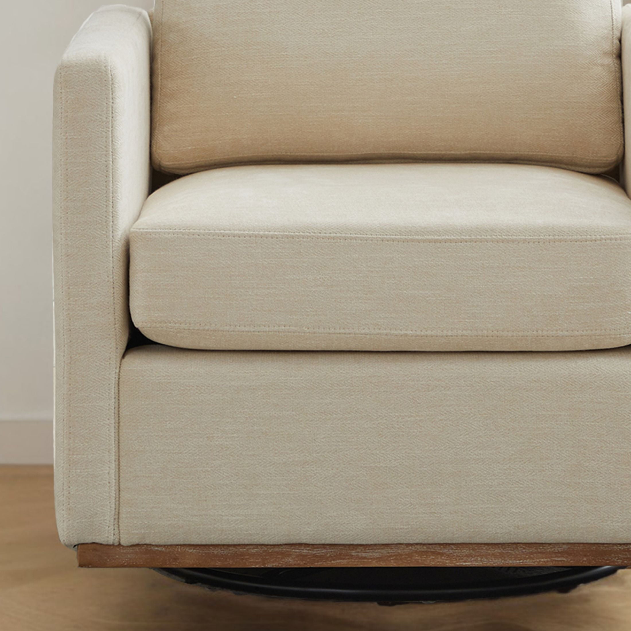 66a615332f65047bcfe5efc33e598939