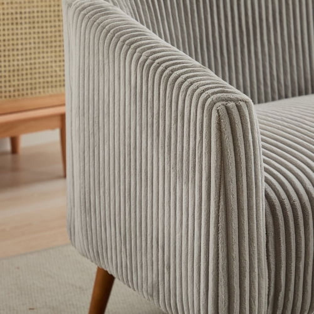 0613d6d57c20f842656b00a14a855f53