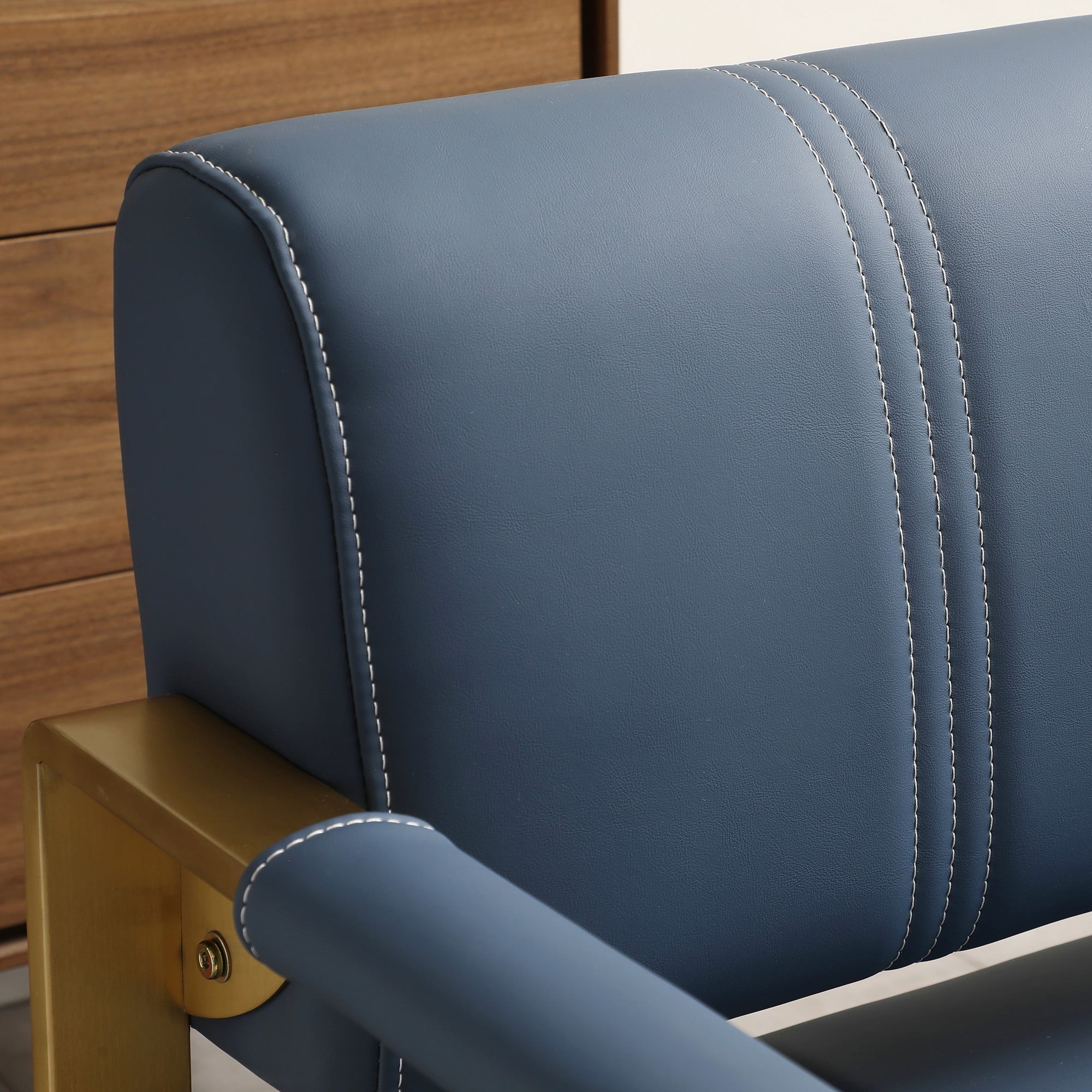 b4c294ed1548f633faf9493fc2d60415