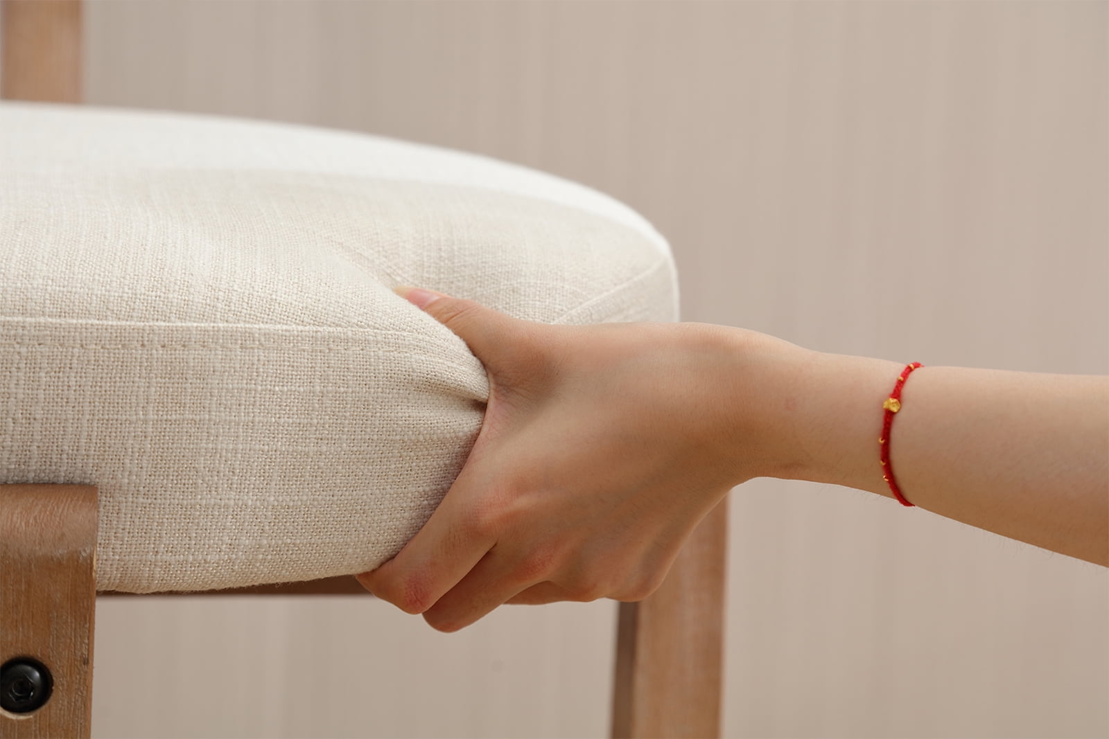 27d95dfc75e2d3f23549e98219932a9f